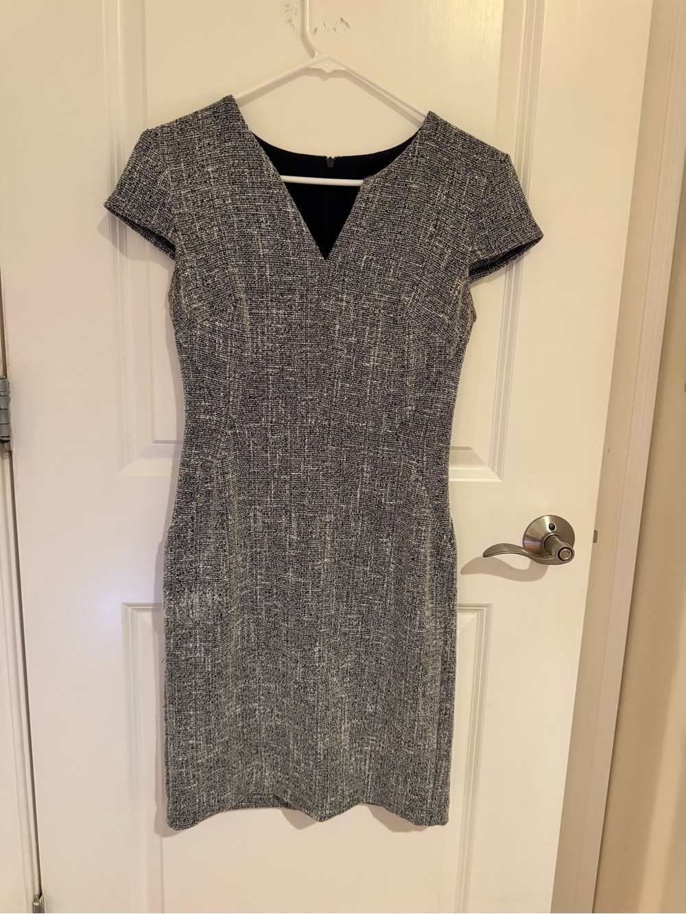 Banana Republic Gray Textured V-Neck Sheath Dress